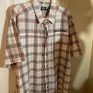 Harley Davidson beautiful shirt.